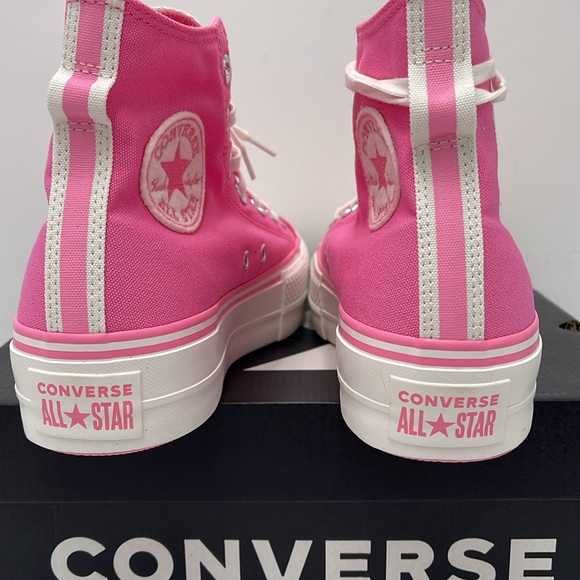 Converse WMNS A07141C CTAS LIFT HI
OOPS PINK/OOPS PINK Platforms Sneakers - Picture 13 of 16